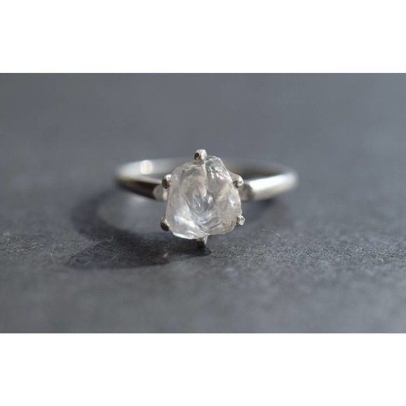 alternative raw diamond engagement ring raw crystal size 4 5 6 7 8 8 9 1… - Picture 2 of 3